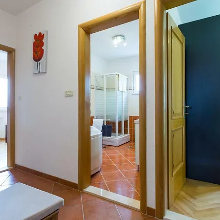 Studio Cerovsek * Podstrana