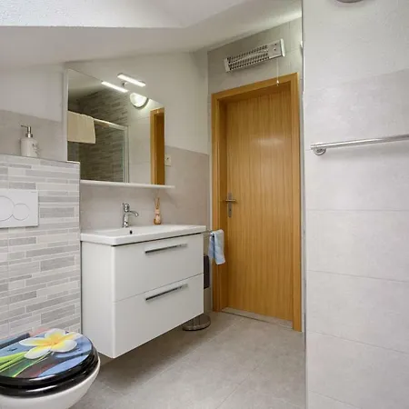 Studio Cerovsek * Podstrana