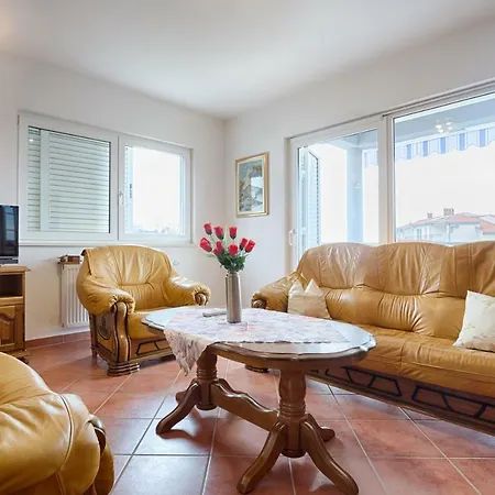 Studio Cerovsek Apartment *
